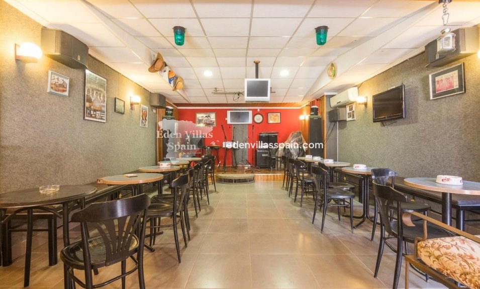 Segunda Mano - Casa de campo - La Marina