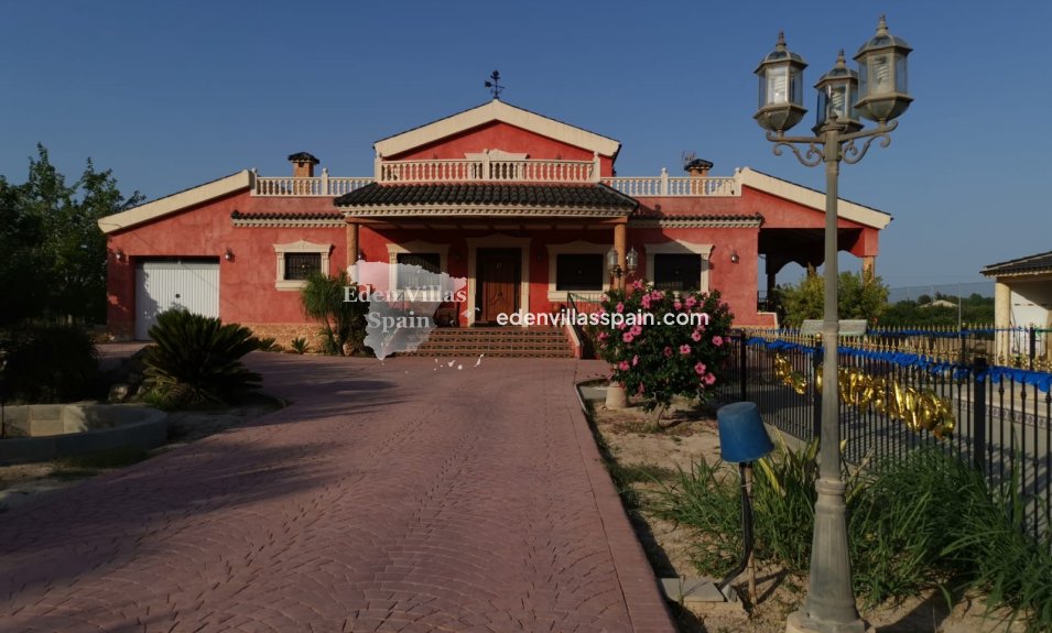 Segunda Mano - Casa de campo - Rafal