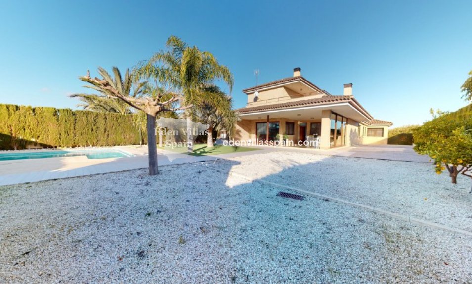 Segunda Mano - Casa de campo - Santa Pola