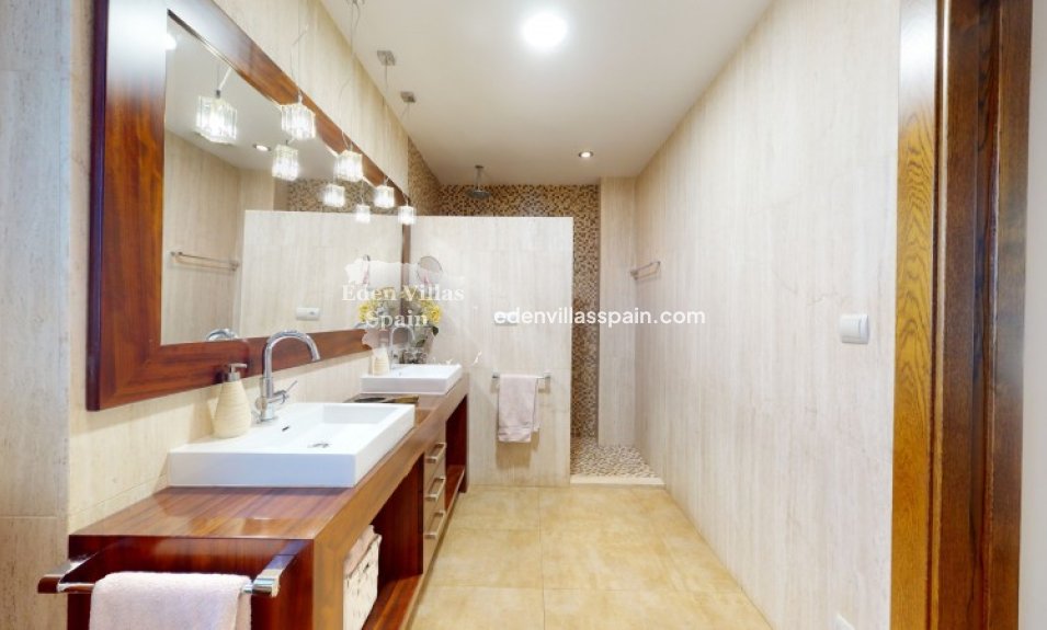 Segunda Mano - Casa de campo - Santa Pola