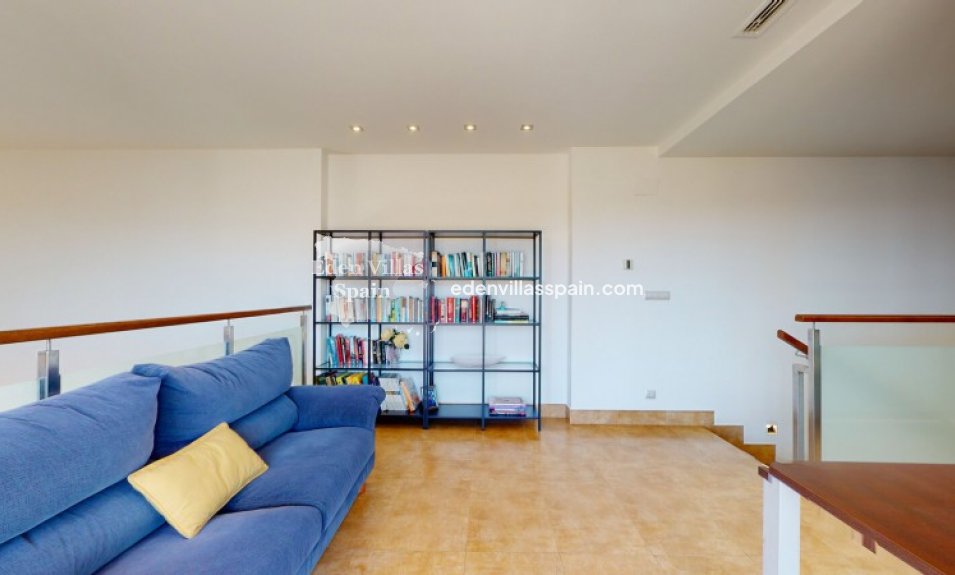 Segunda Mano - Casa de campo - Santa Pola