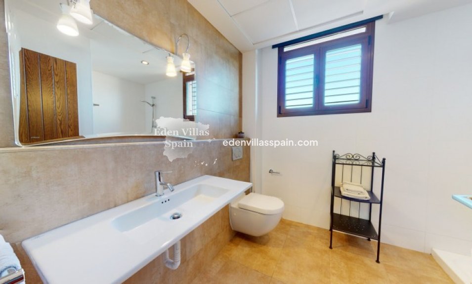 Segunda Mano - Casa de campo - Santa Pola