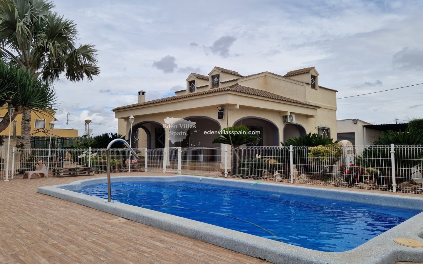 Segunda Mano - Casa de campo - Santa Pola