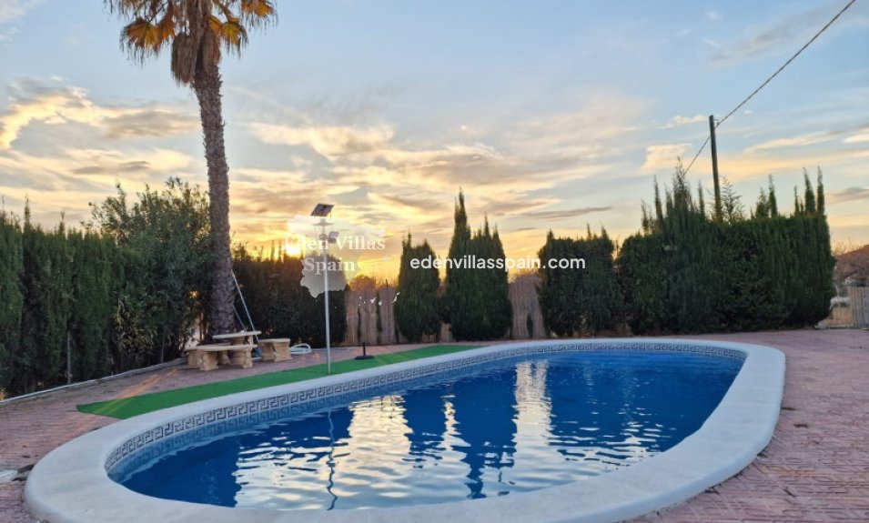 Segunda Mano - Casa de campo - Torrellano