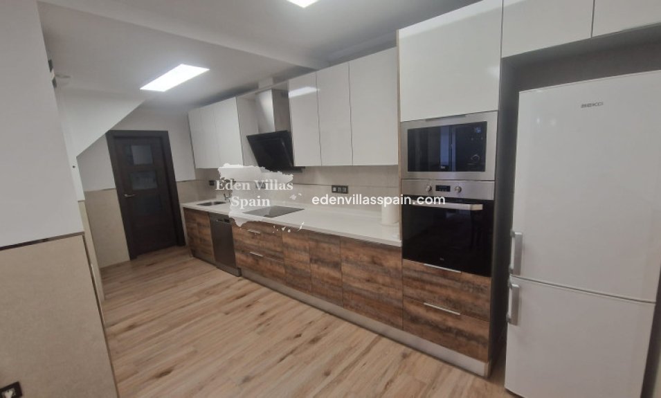 Segunda Mano - Casa de pueblo - Dolores