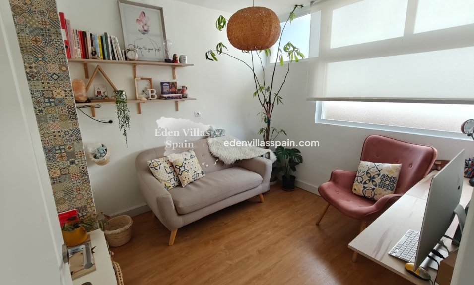 Segunda Mano - Casa de pueblo - Elche