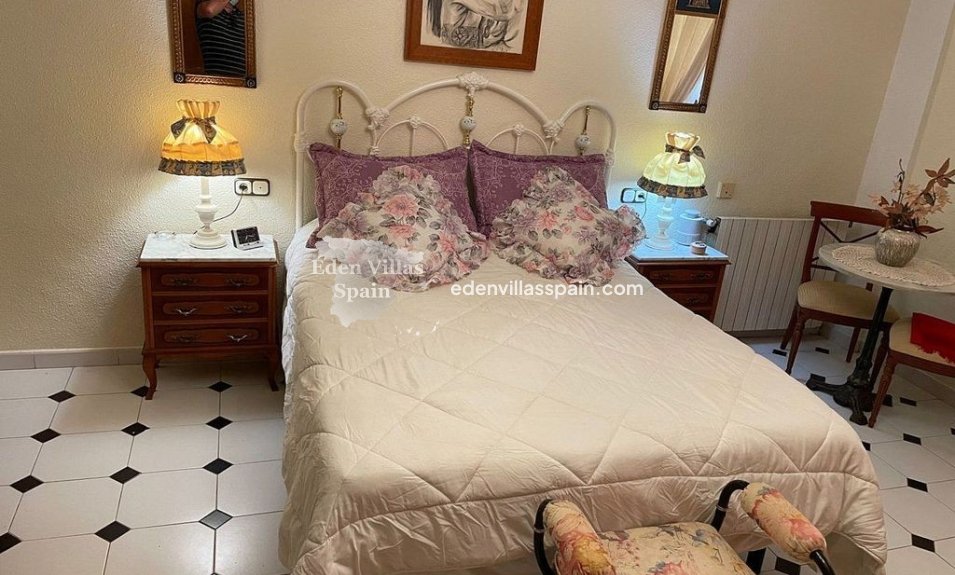 Segunda Mano - Chalet independiente - Elche