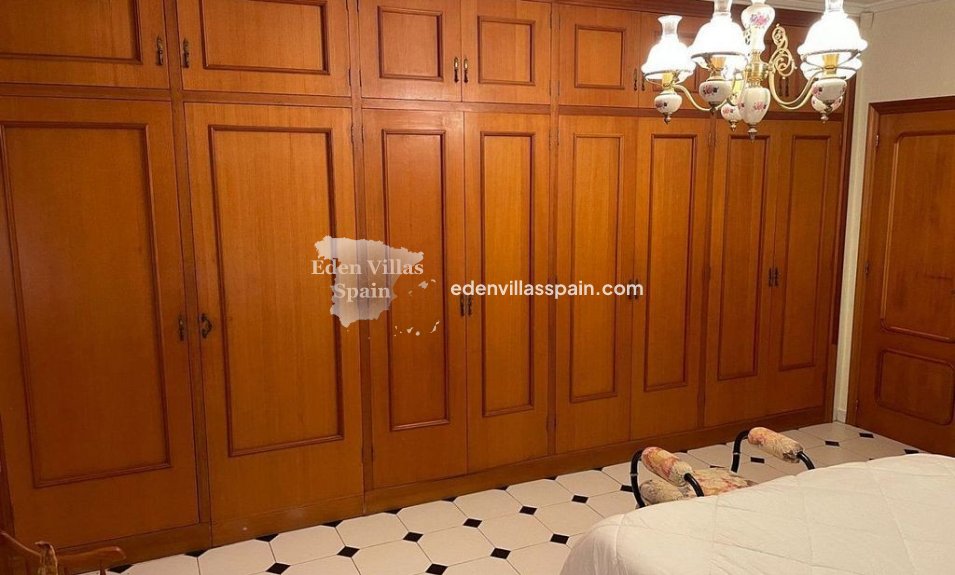 Segunda Mano - Chalet independiente - Elche