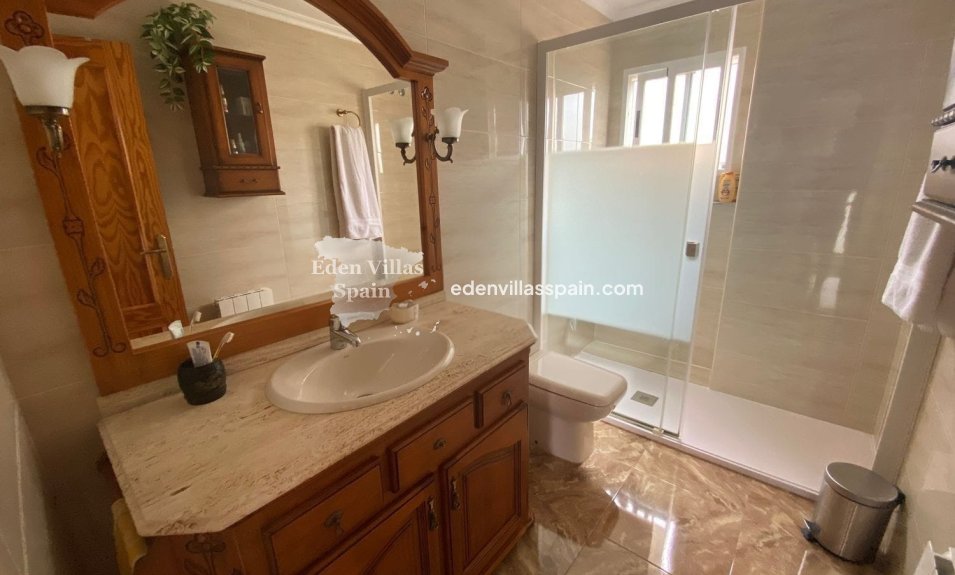 Segunda Mano - Chalet independiente - Elche