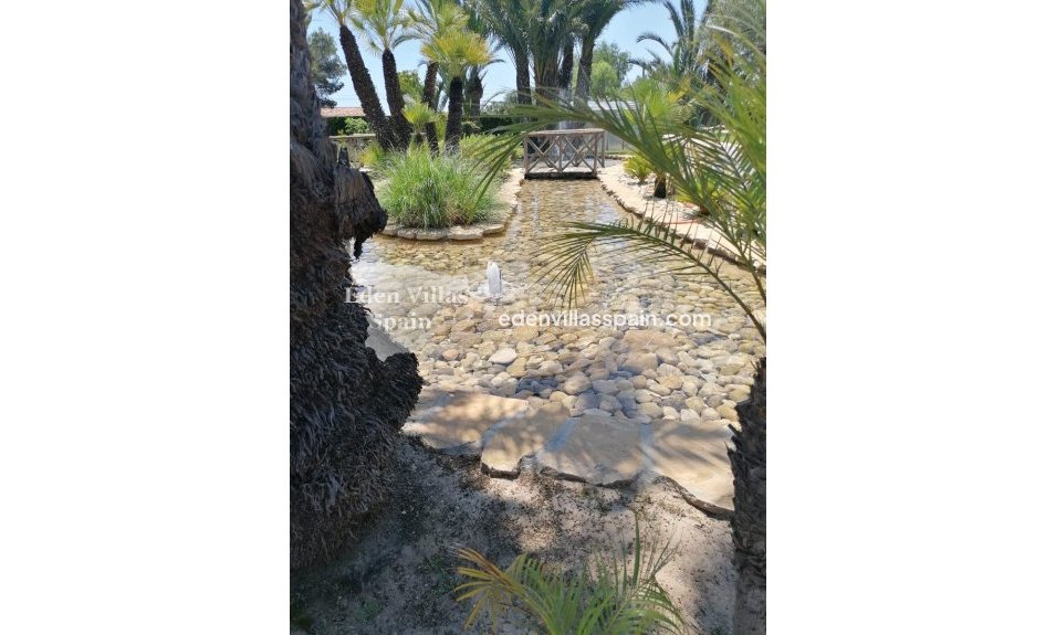 Segunda Mano - Chalet independiente - Santa Pola