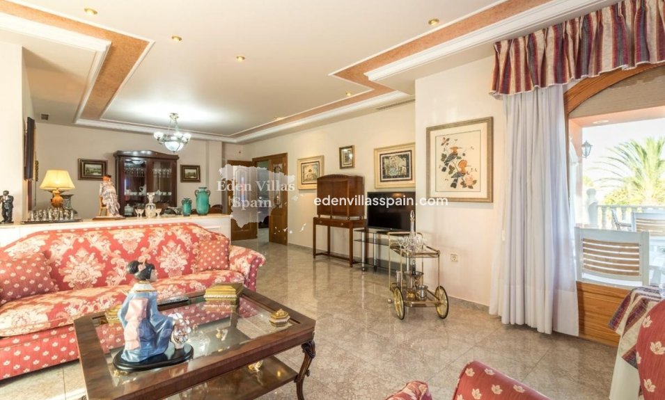 Segunda Mano - Chalet independiente - Santa Pola