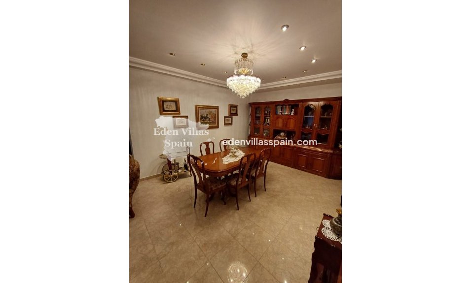 Segunda Mano - Chalet independiente - Santa Pola