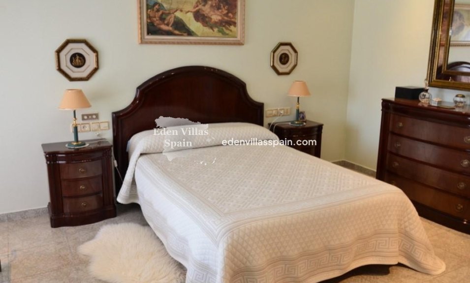 Segunda Mano - Chalet independiente - Santa Pola