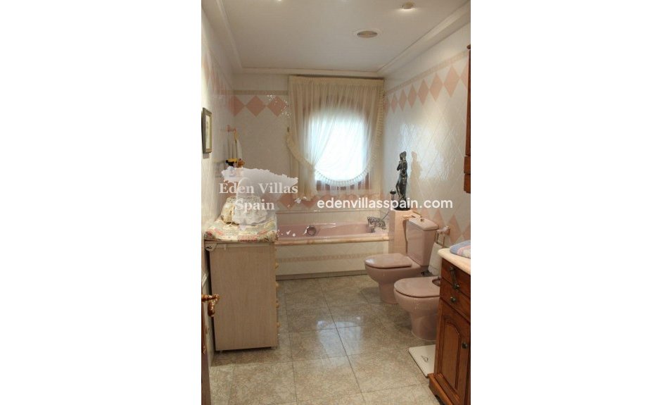 Segunda Mano - Chalet independiente - Santa Pola