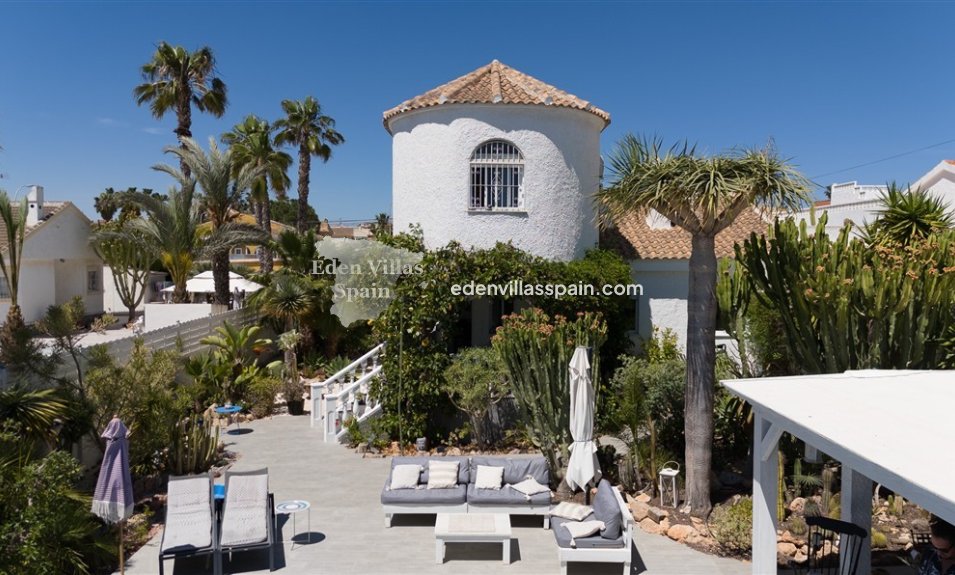 Segunda Mano - Chalet independiente - Torrevieja