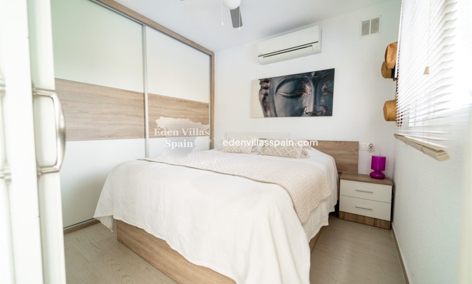 Segunda Mano - Chalet independiente - Torrevieja