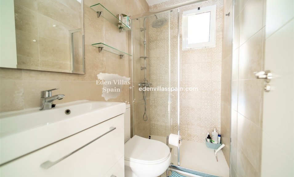 Segunda Mano - Chalet independiente - Torrevieja