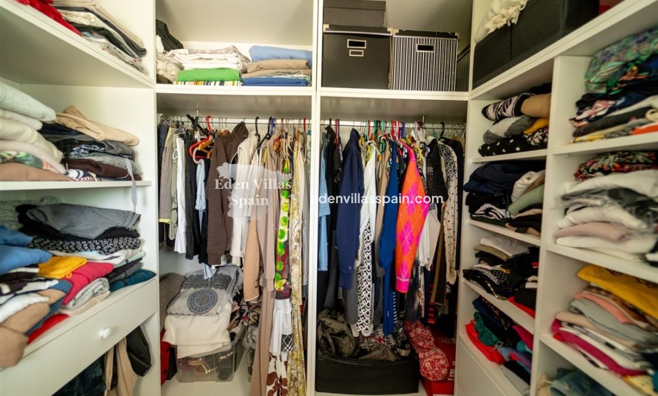 Segunda Mano - Chalet independiente - Torrevieja