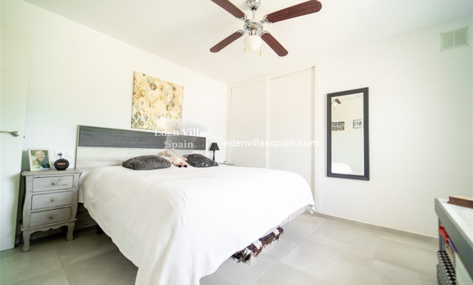 Segunda Mano - Chalet independiente - Torrevieja