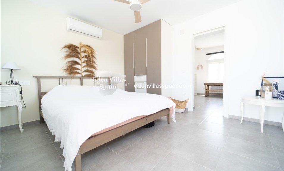 Segunda Mano - Chalet independiente - Torrevieja