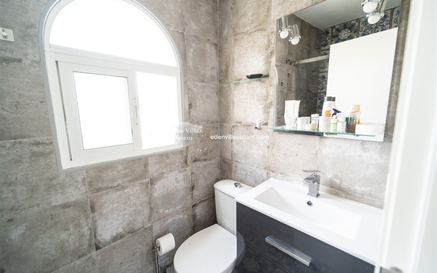 Segunda Mano - Chalet independiente - Torrevieja