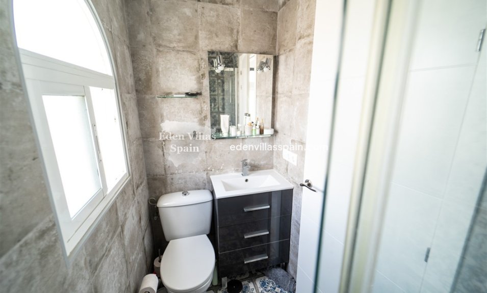 Segunda Mano - Chalet independiente - Torrevieja