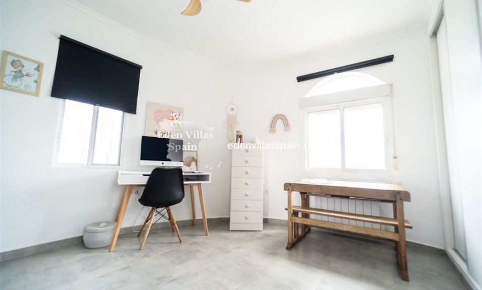 Segunda Mano - Chalet independiente - Torrevieja