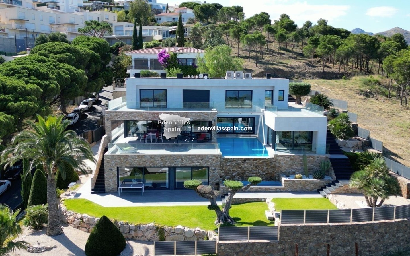 Segunda Mano - Villa costera - Grifeu