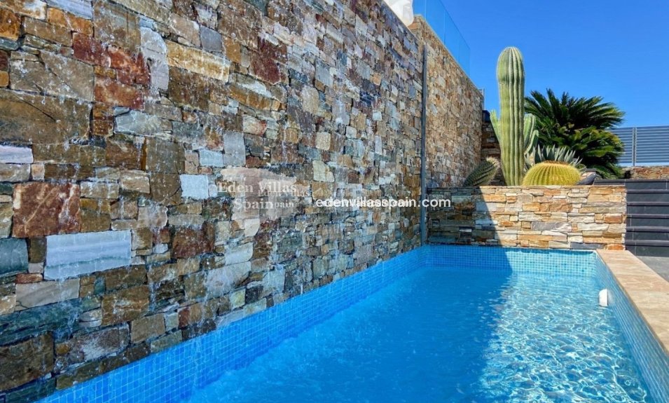 Segunda Mano - Villa costera - Grifeu