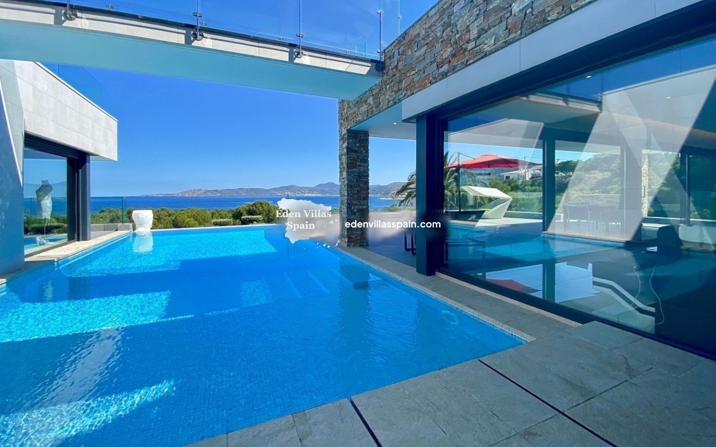 Segunda Mano - Villa costera - Grifeu