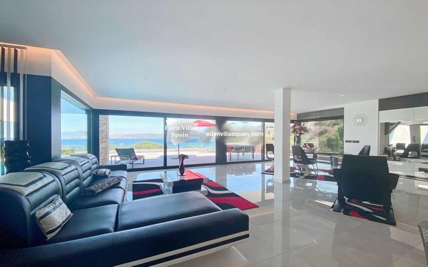 Segunda Mano - Villa costera - Grifeu