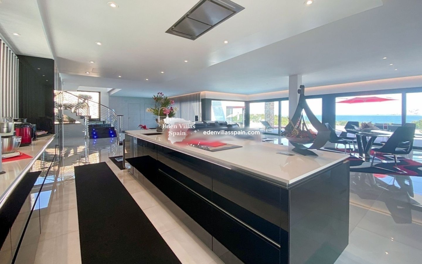 Segunda Mano - Villa costera - Grifeu