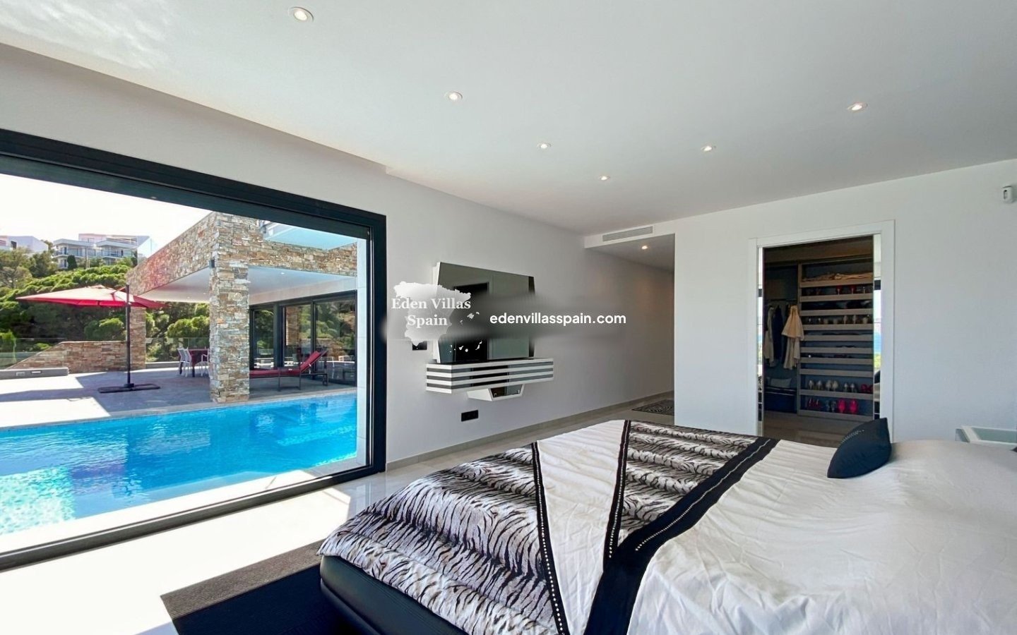 Segunda Mano - Villa costera - Grifeu