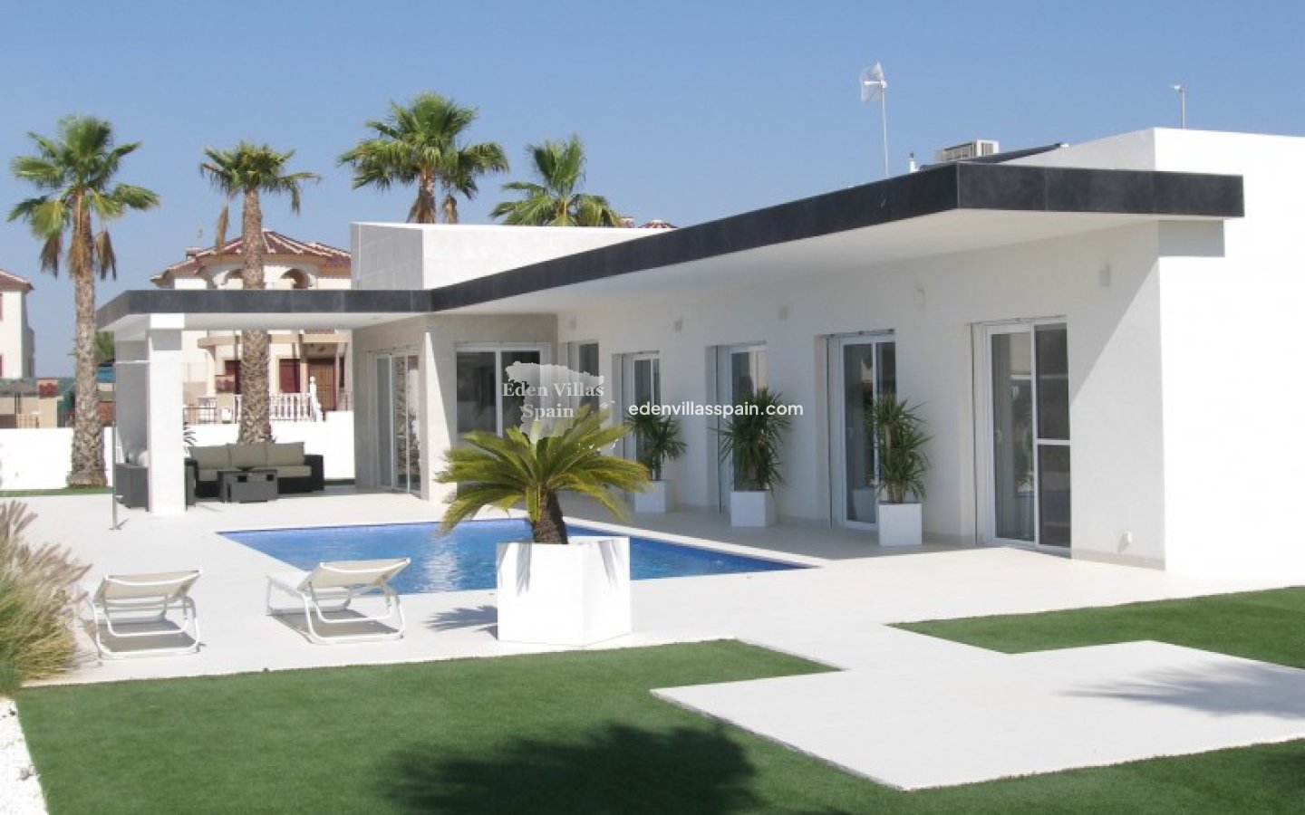 Segunda Mano - Villa costera - La Marina