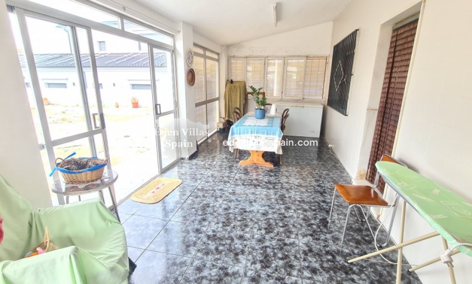 Segunda Mano - Villa costera - La Marina