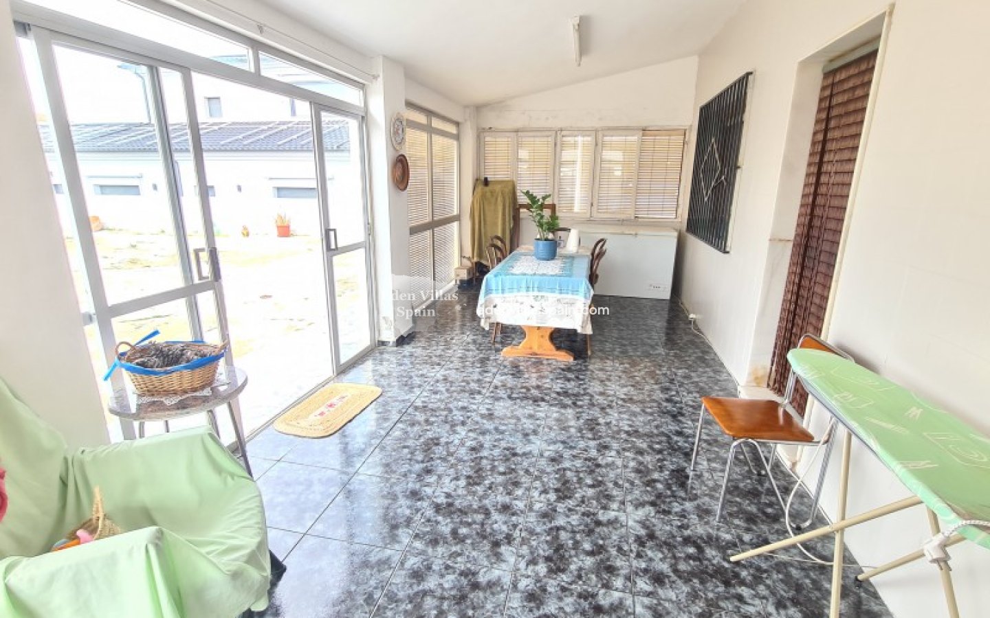 Segunda Mano - Villa costera - La Marina