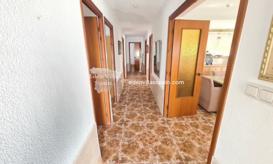 Segunda Mano - Villa costera - La Marina