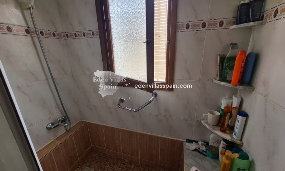 Segunda Mano - Villa costera - La Marina