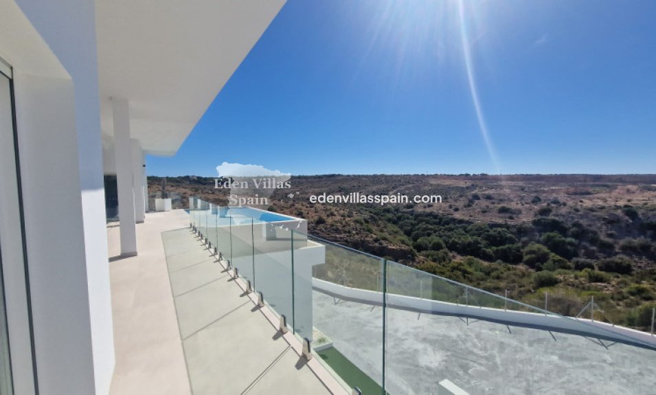 Segunda Mano - Villa costera - La Marina