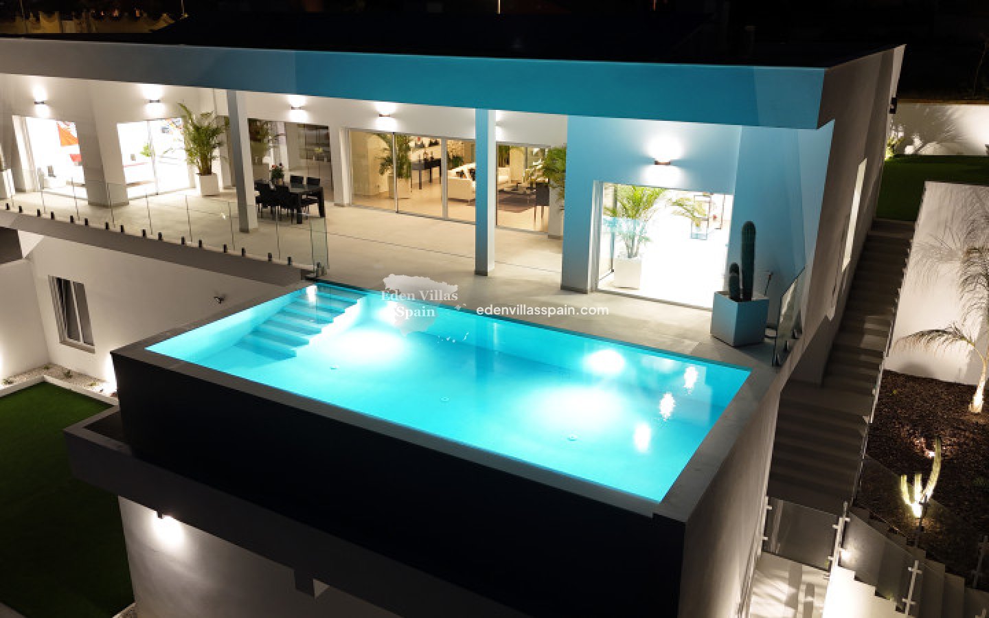 Segunda Mano - Villa costera - La Marina