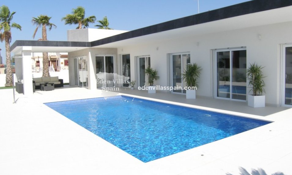 Segunda Mano - Villa costera - La Marina