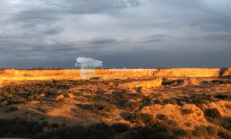 Segunda Mano - Villa costera - La Marina