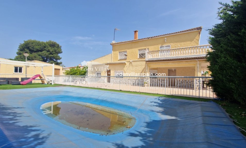 Segunda Mano - Villa costera - La Marina