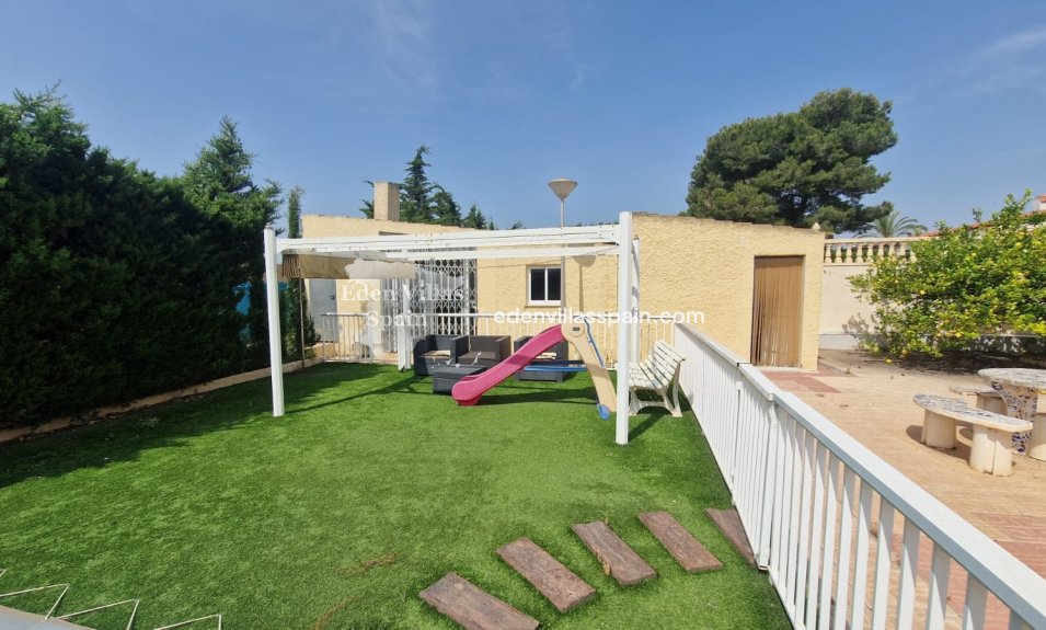 Segunda Mano - Villa costera - La Marina