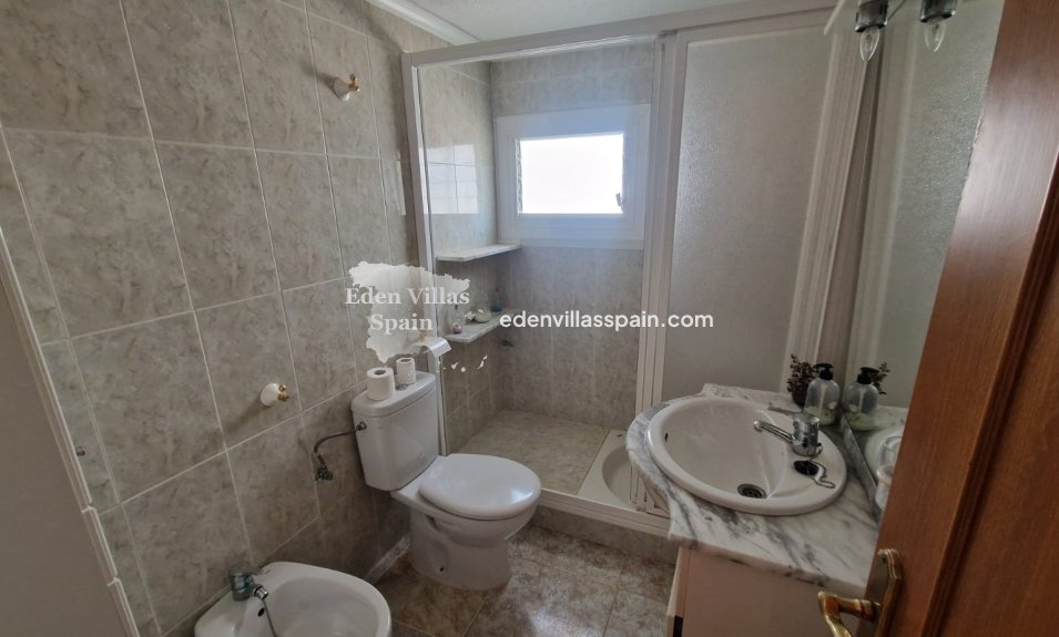 Segunda Mano - Villa costera - La Marina