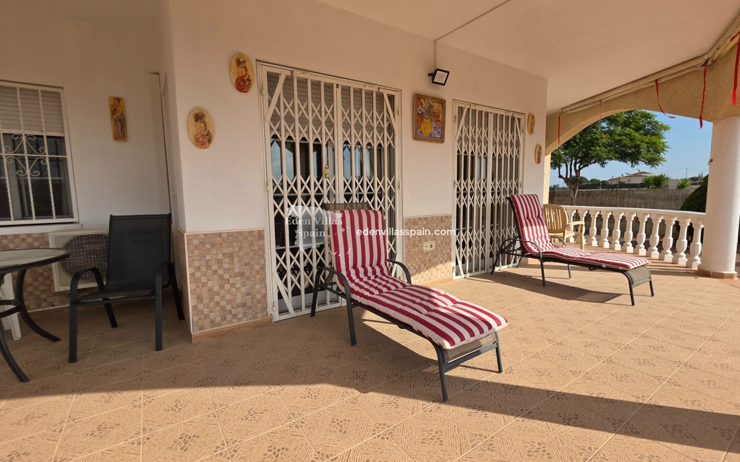 Segunda Mano - Villa costera - La Marina