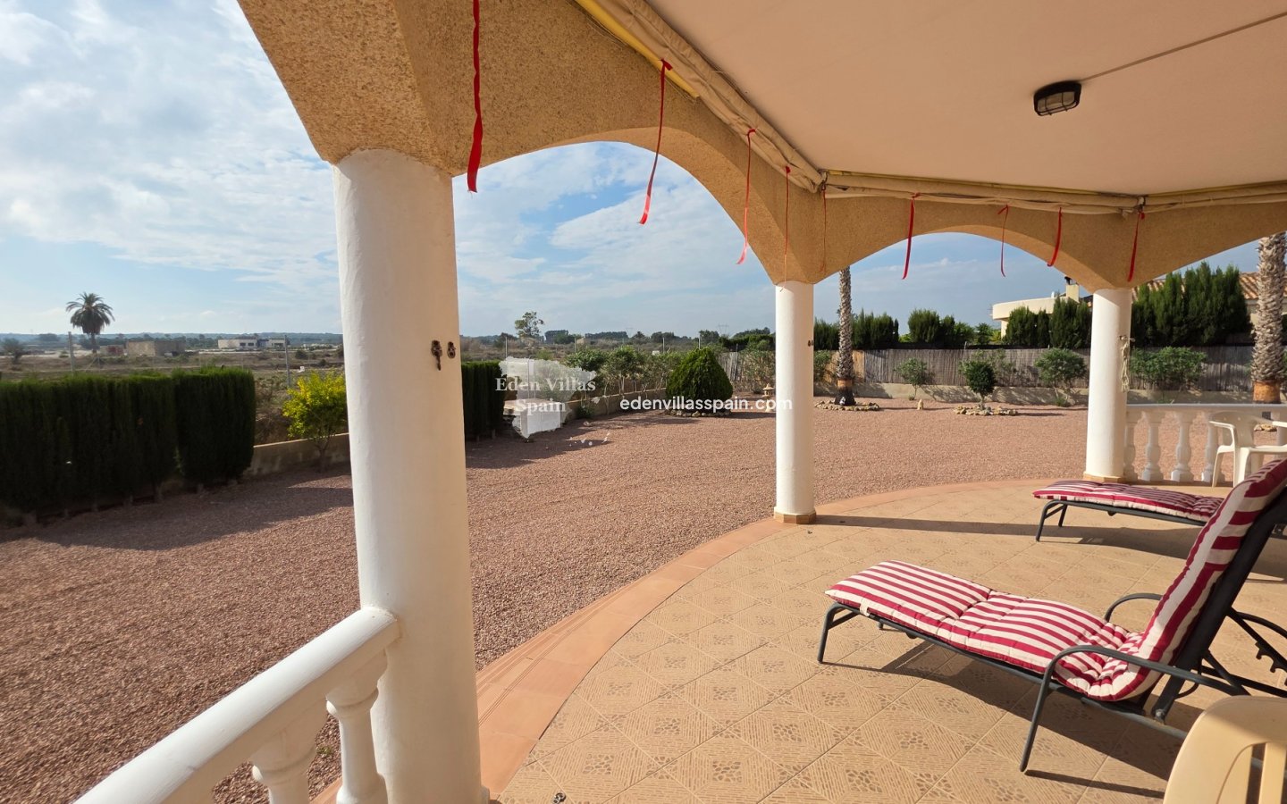 Segunda Mano - Villa costera - La Marina