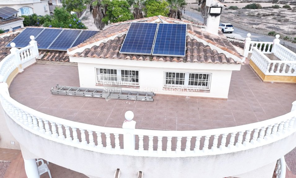 Segunda Mano - Villa costera - La Marina