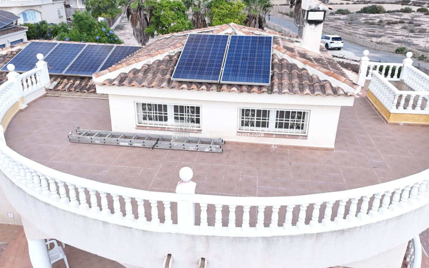 Segunda Mano - Villa costera - La Marina