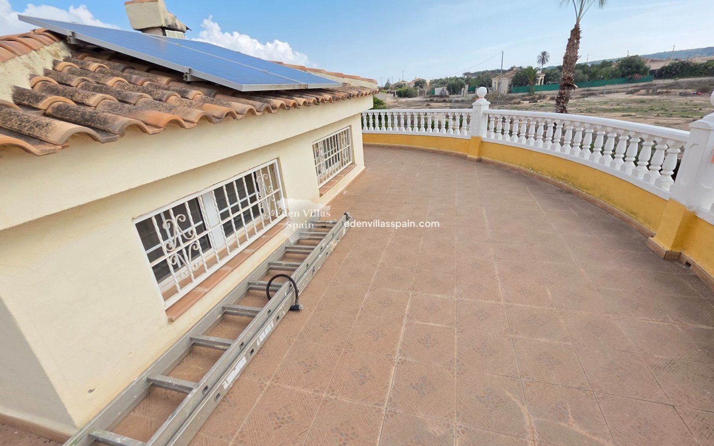 Segunda Mano - Villa costera - La Marina